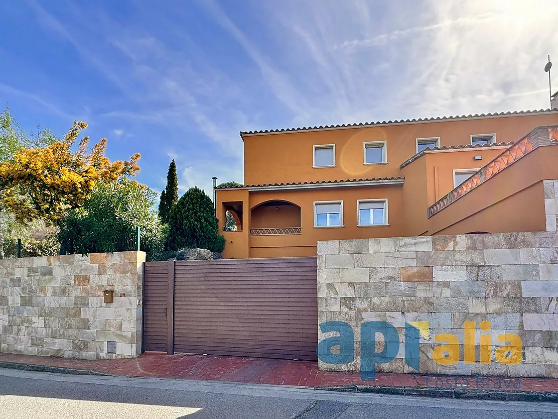 Villa exclusive à Treumal, Sant Antoni de Calonge, à quelques pas des plus belles plages de la Costa Brava.