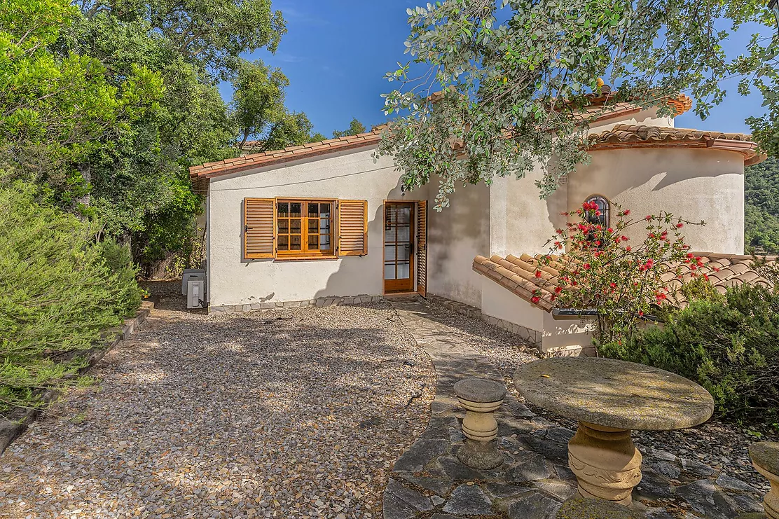 Charmante Villa Méditerranéenne à Vizcondado de Cabanyes avec Piscine Privée et Vues Imprenables.