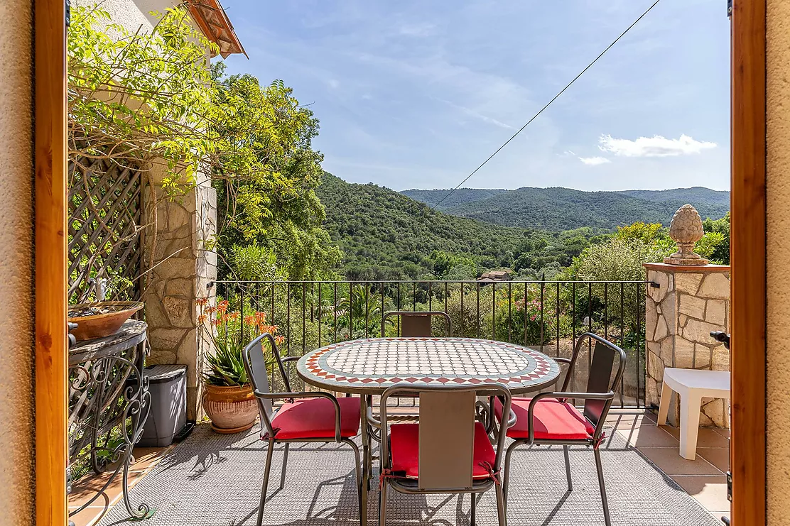 Charmante Villa Méditerranéenne à Vizcondado de Cabanyes avec Piscine Privée et Vues Imprenables.