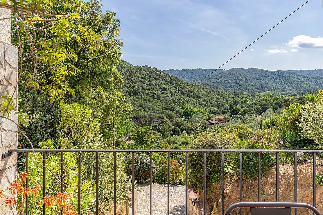 Charmante Villa Méditerranéenne à Vizcondado de Cabanyes avec Piscine Privée et Vues Imprenables.