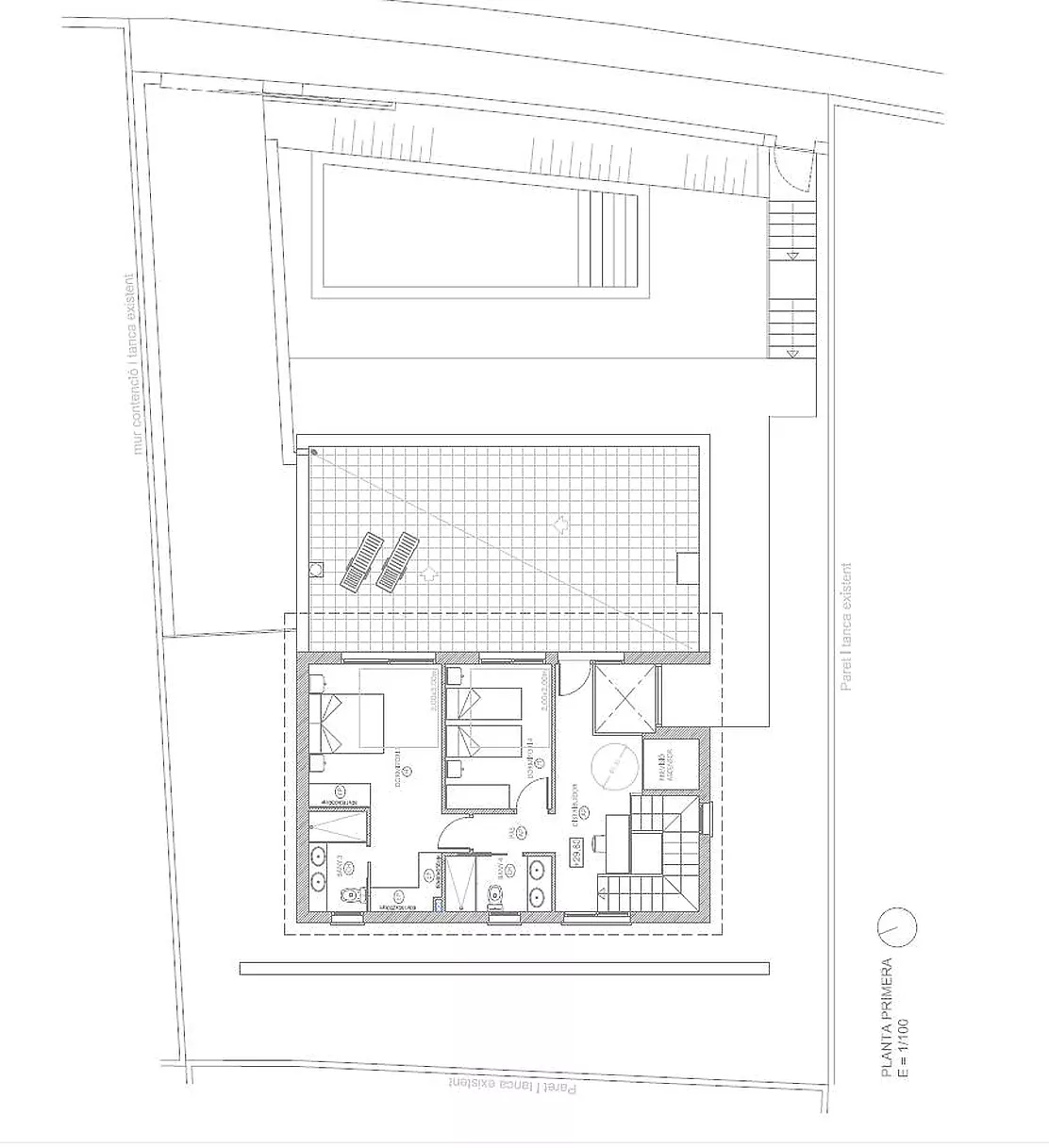 Une maison conçue pour profiter en famille : grand jardin, espaces lumineux et finitions de qualité