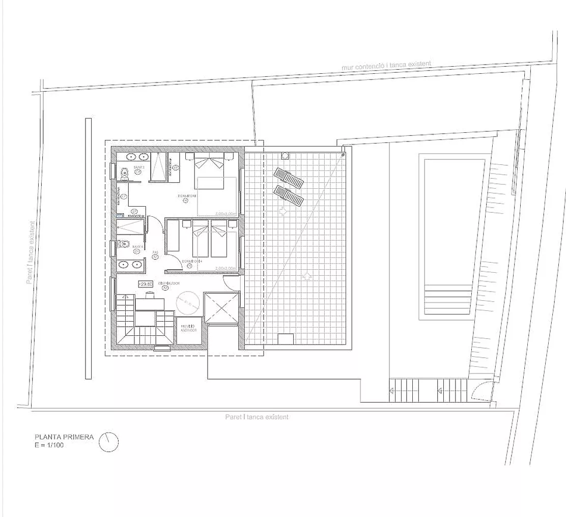 Une maison conçue pour profiter en famille : grand jardin, espaces lumineux et finitions de qualité