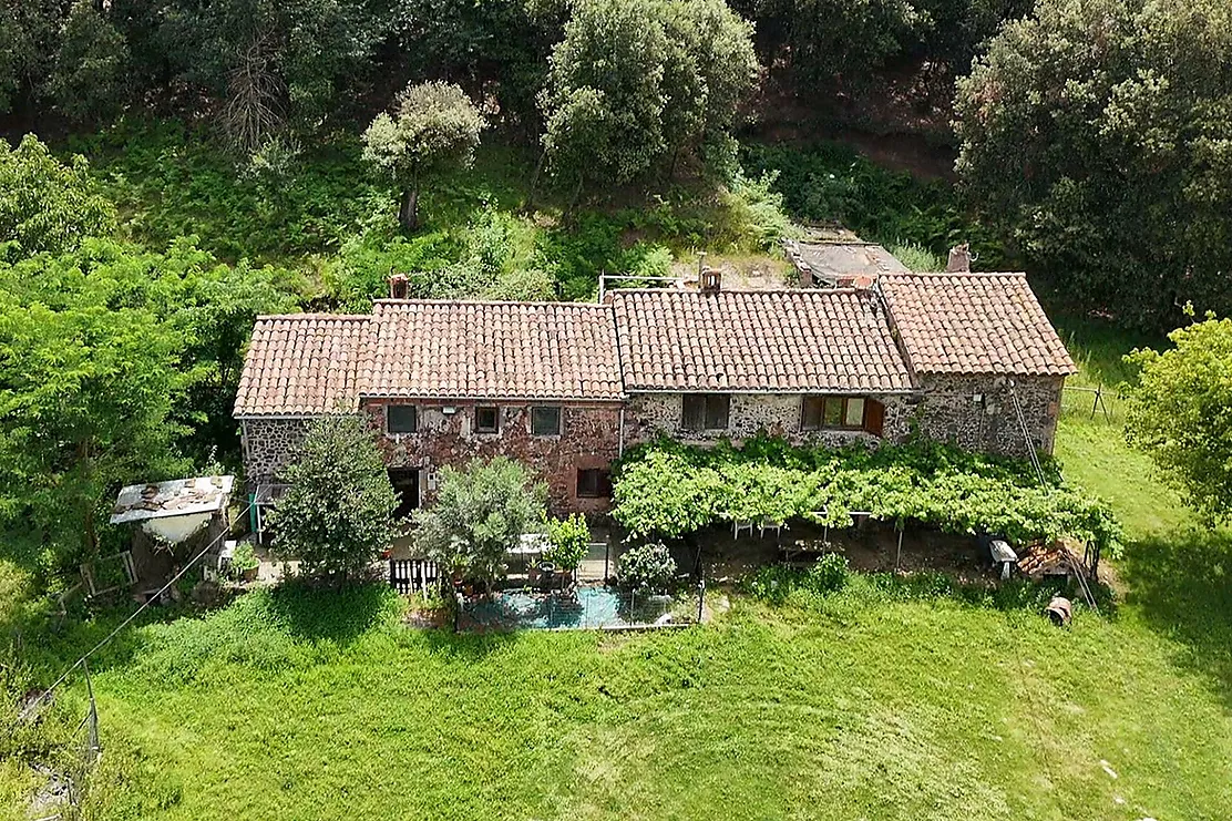 Masia a Santa Pau en el parc natural de la Garrotxa