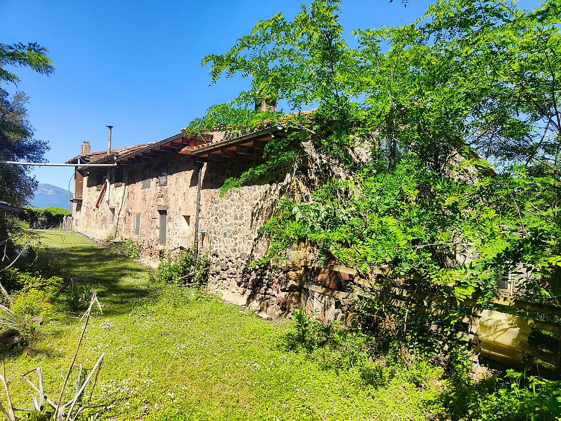 Masia a Santa Pau en el parc natural de la Garrotxa