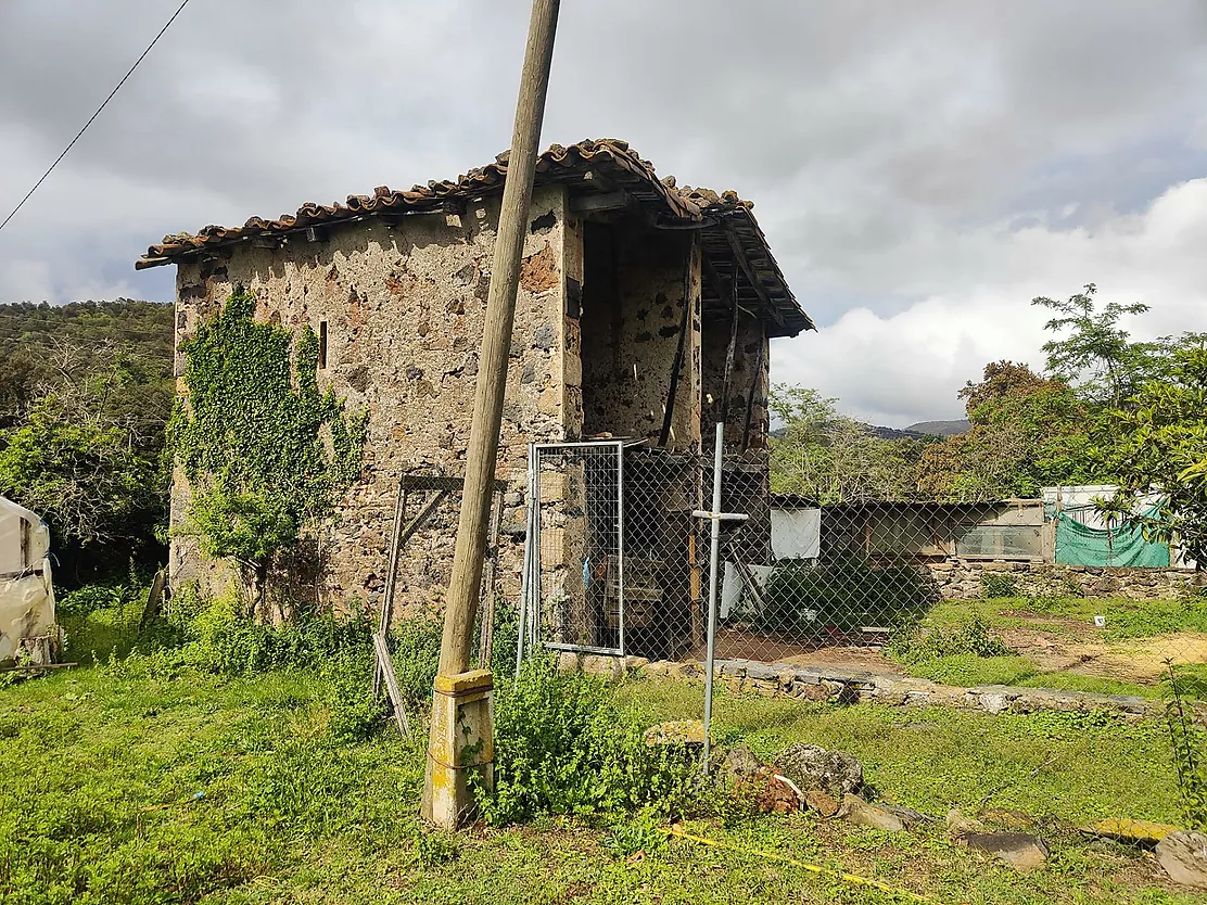 Masia a Santa Pau en el parc natural de la Garrotxa