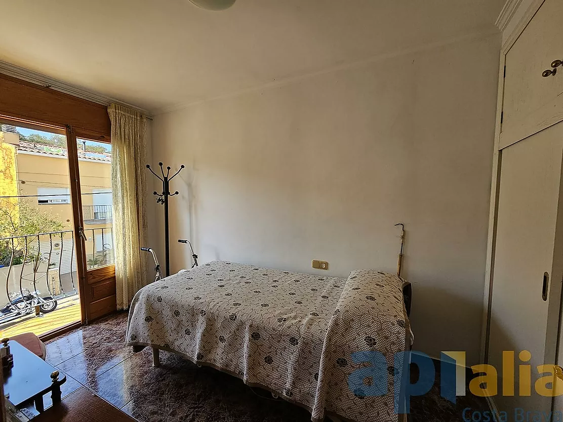 CASA ADOSADA EN VENTA EN ZONA TRANQUILA DE PALAMÓS