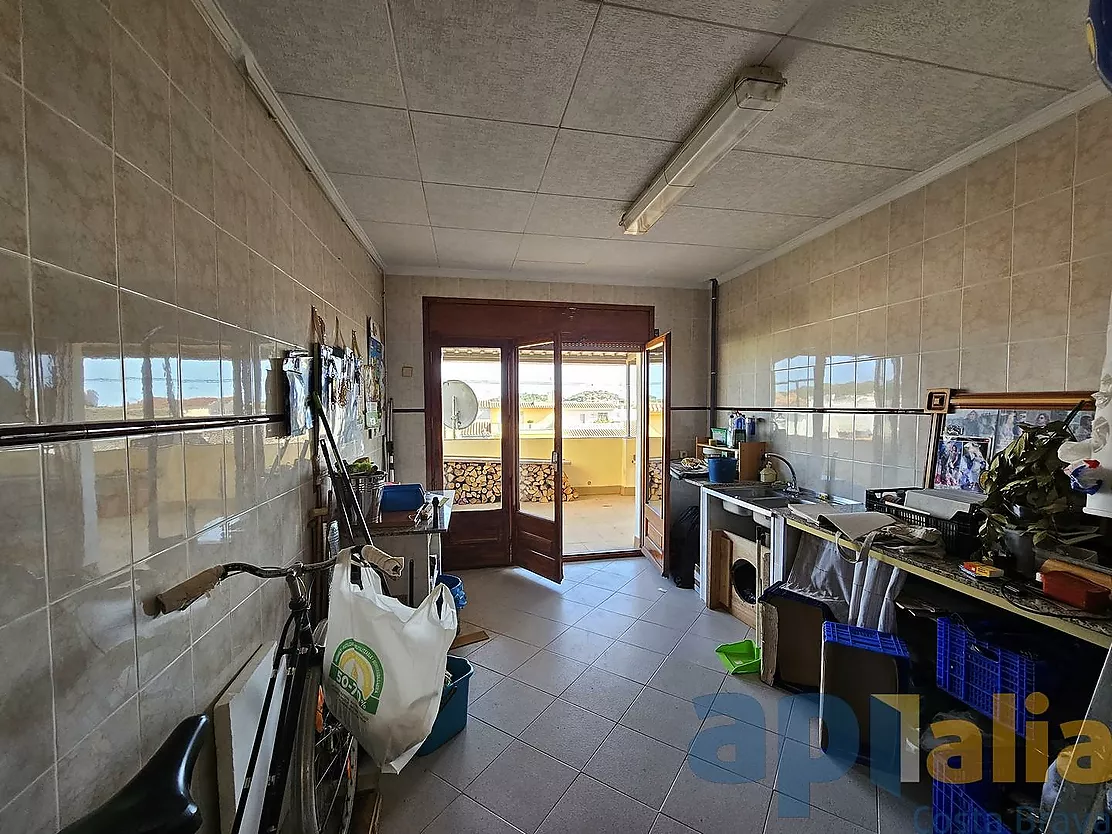 CASA ADOSADA EN VENTA EN ZONA TRANQUILA DE PALAMÓS