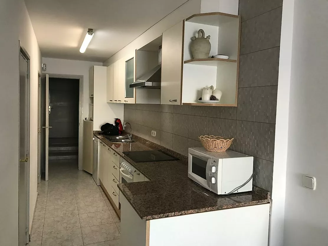 Apartament en primera línia amb vistes panoràmiques al mar.