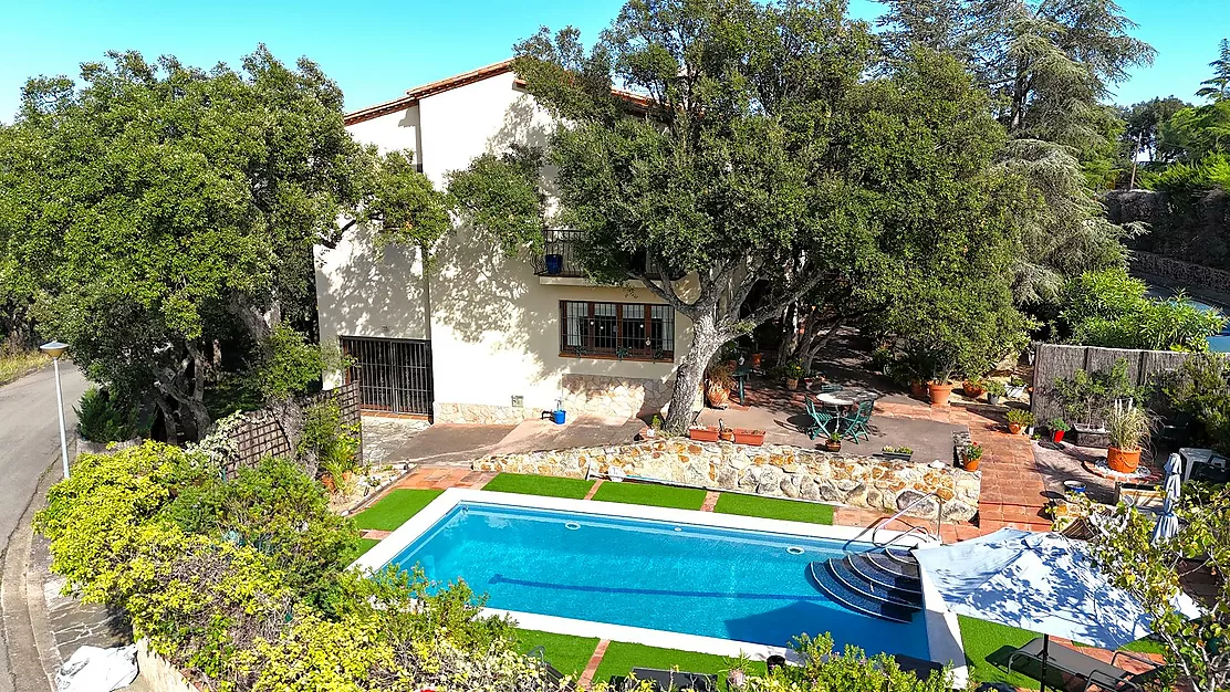 Magnífica Casa en Platja d'Aro: Ampli Espai, Jardí i Piscina a Mas Ros