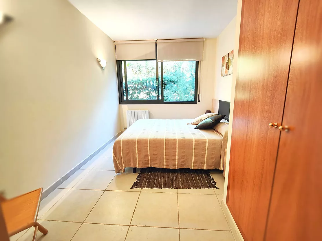 Magnífic Apartament a Sant Antoni de Calonge: Llum, Confort i Proximitat al Mar.