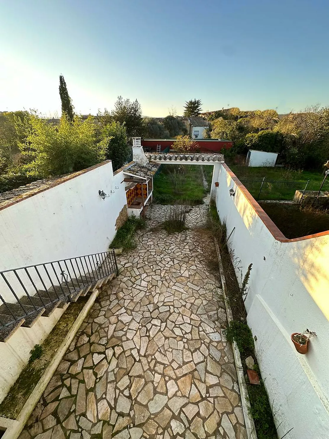 Maison avec grand jardin à vendre à La Bisbal d'Empordà.