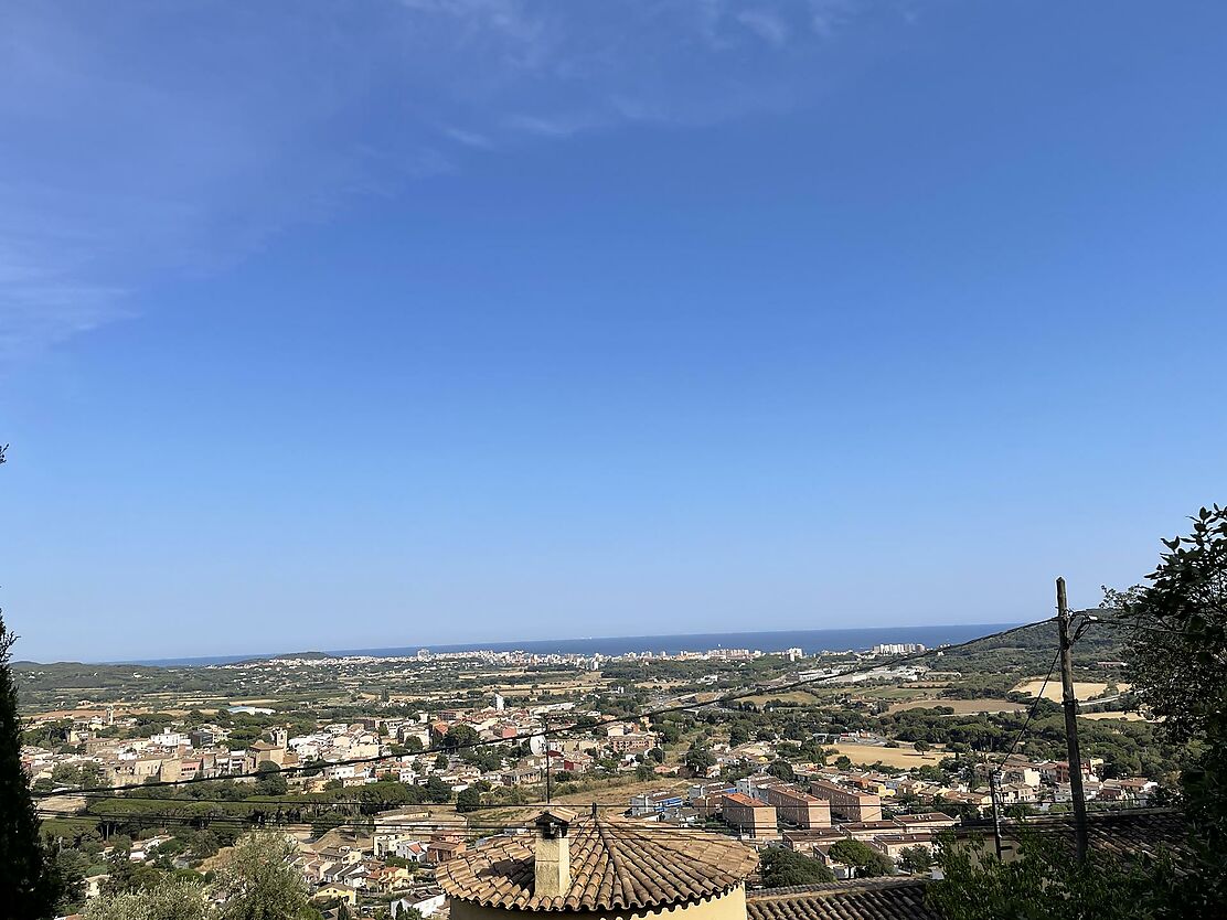 Plot with sea views in Mas Ambrós