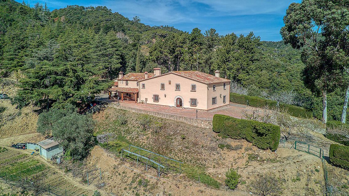 Spectaculaire Masia dans le Montnegre.