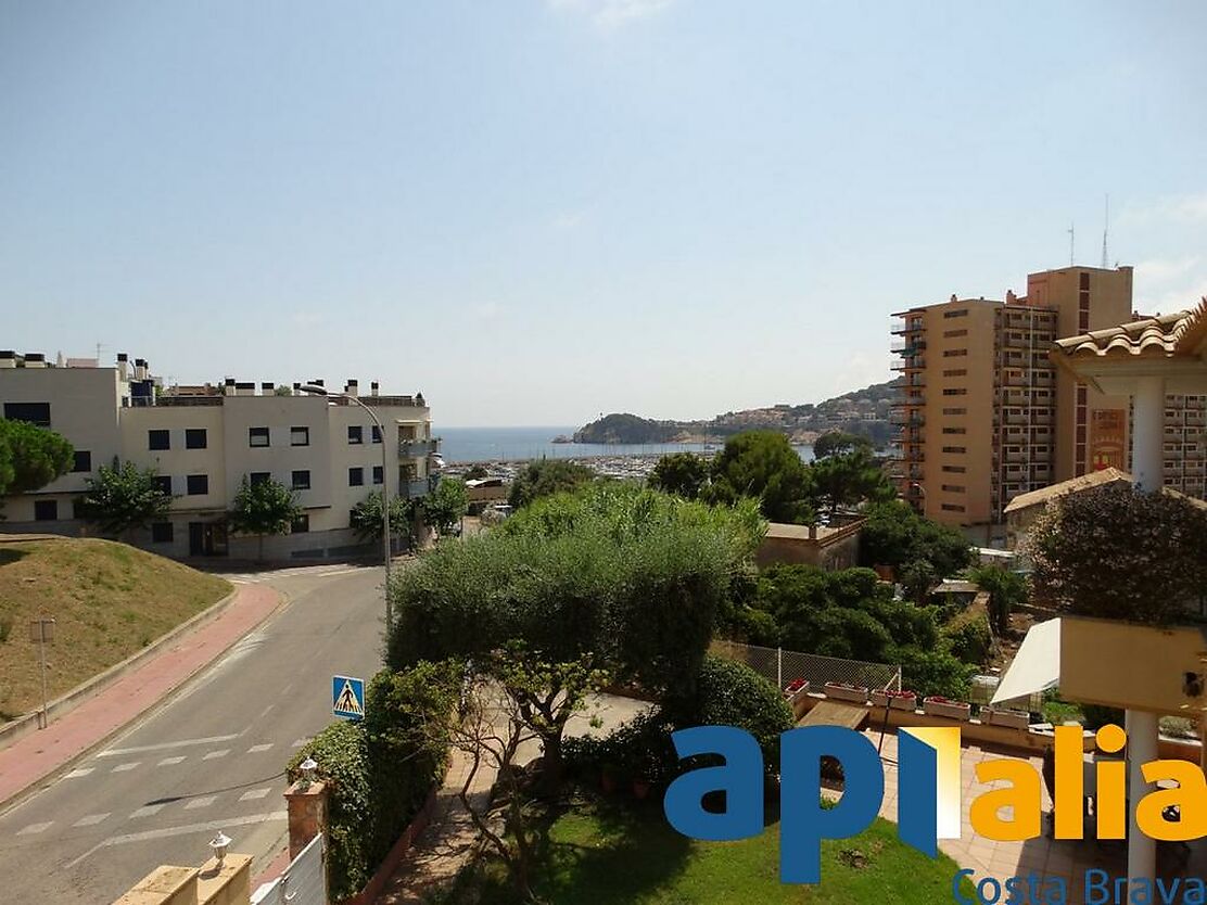 CHALET CON PISCINA Y VISTAS A MAR A 400m DE LA PLAYA