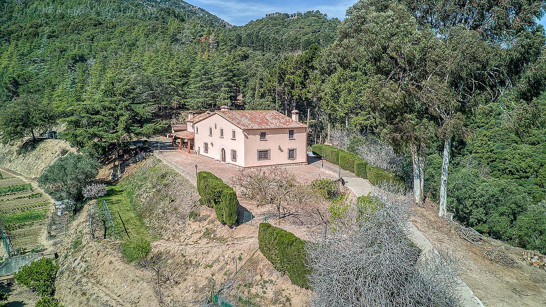 Spectaculaire Masia dans le Montnegre.