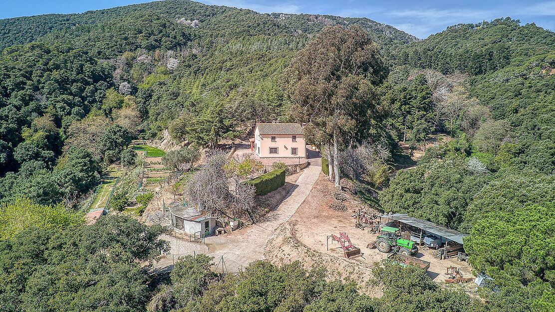 Spectaculaire Masia dans le Montnegre.