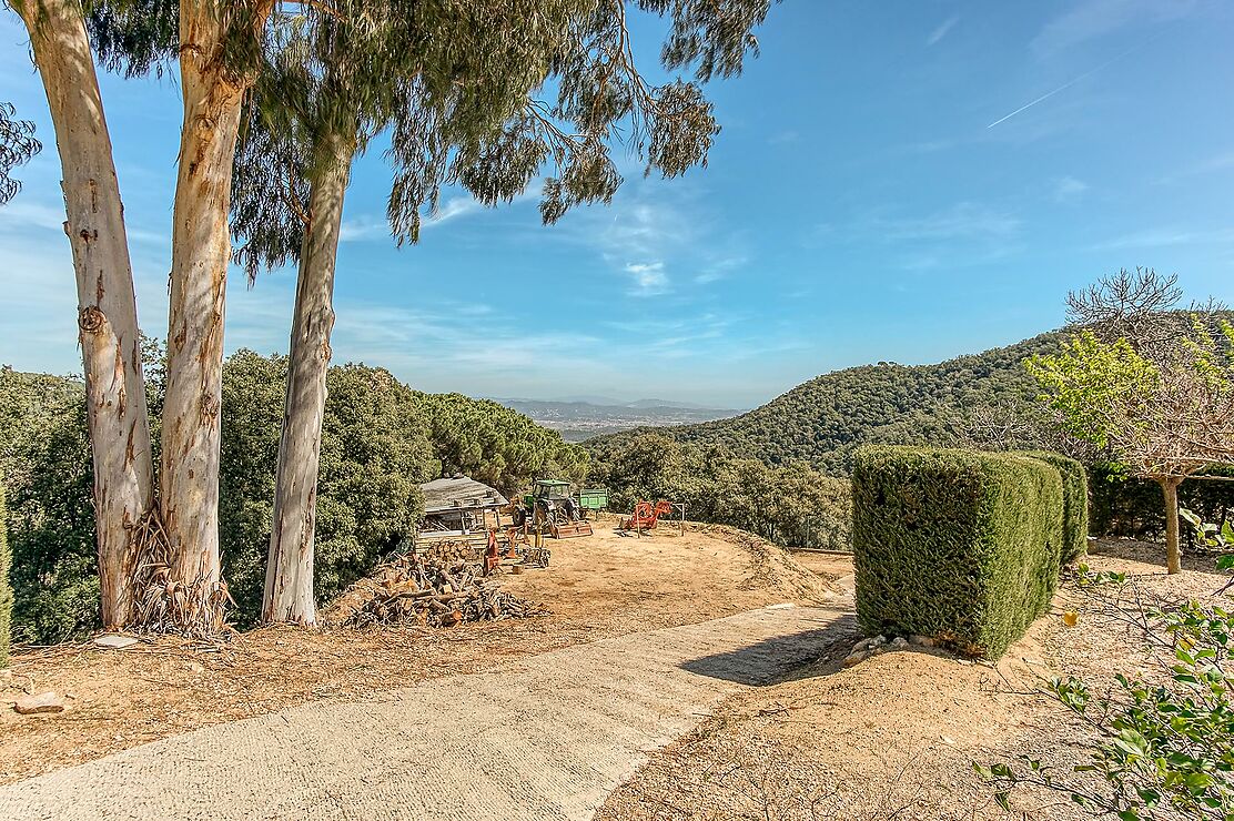 Spectaculaire Masia dans le Montnegre.