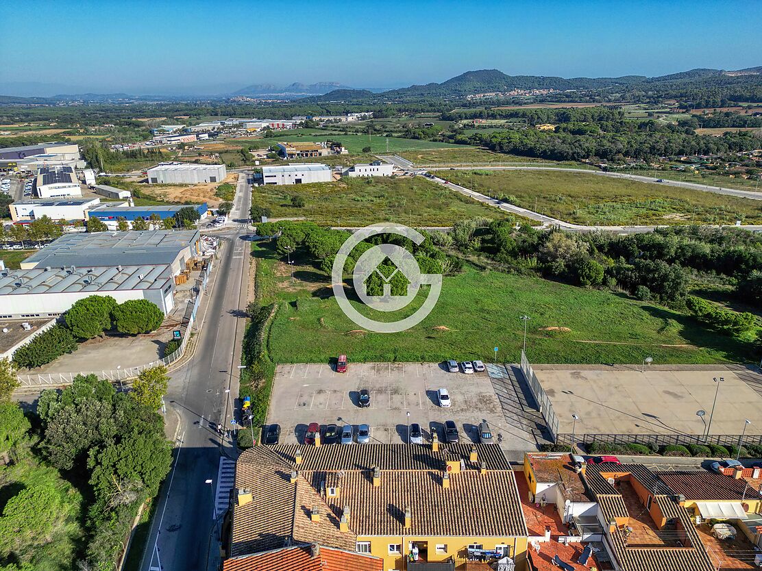 Amplio piso con pàrquing en una zona tranquila de Palafrugell