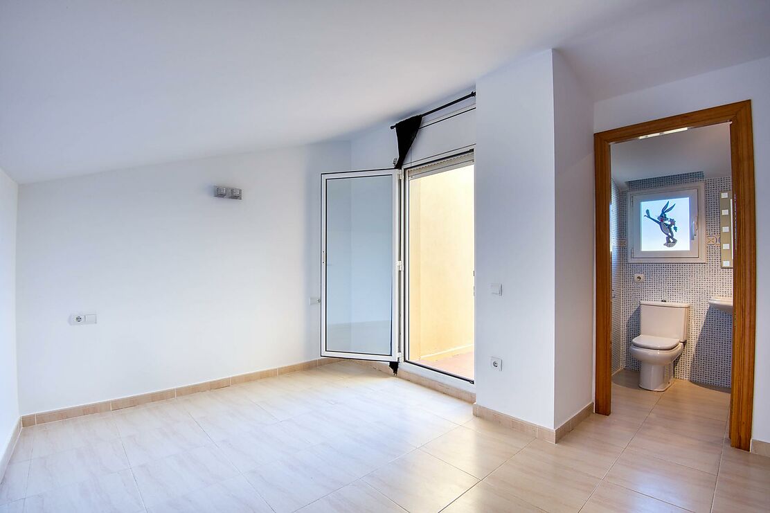 Agradable dúplex en Palafrugell, 3 habitaciones, parking y trastero