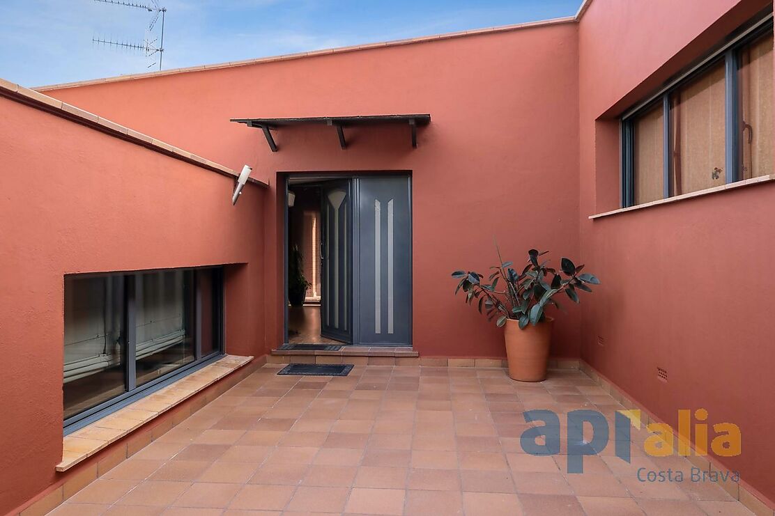 Casa moderna i lluminosa amb piscina a S'agaró, Costa Brava.