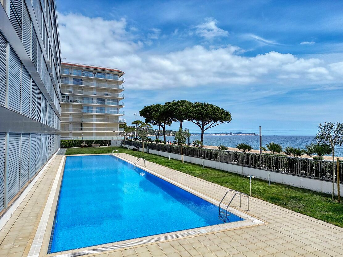 Front line to the sea in Platja d'Aro.